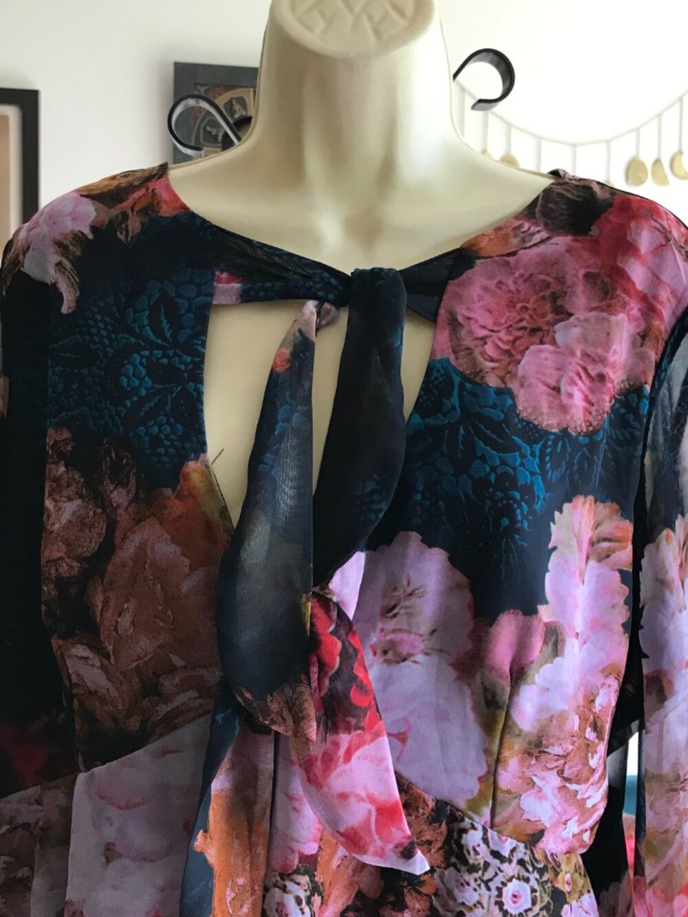 VENUS size 18 Multicolor Floral Chiffon Cold Shoulder Bell Sleeve Blouse Top - Picture 2 of 5